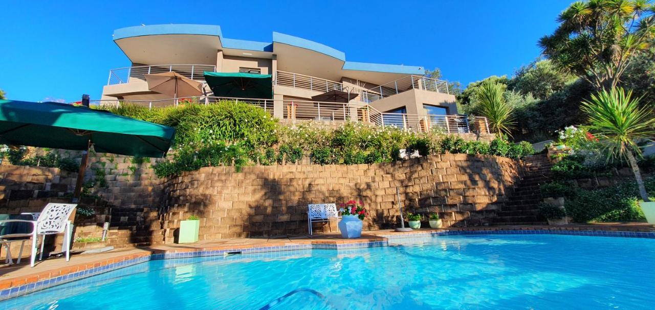 Over The Moon Guesthouse Йоханнесбург Экстерьер фото
