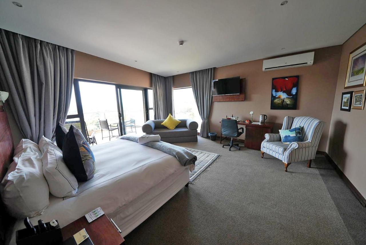 Over The Moon Guesthouse Йоханнесбург Экстерьер фото
